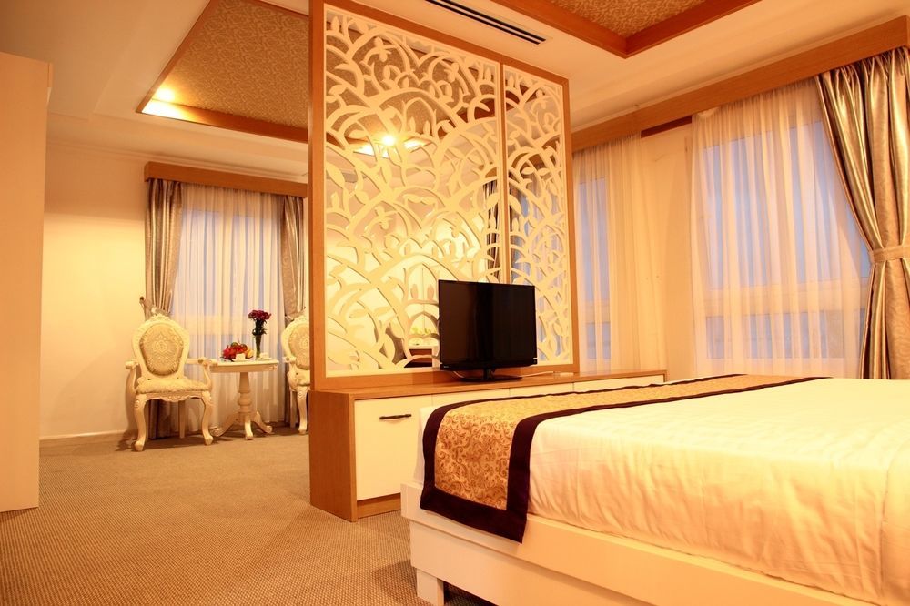 Nesta Hotel Кантхо Екстер'єр фото